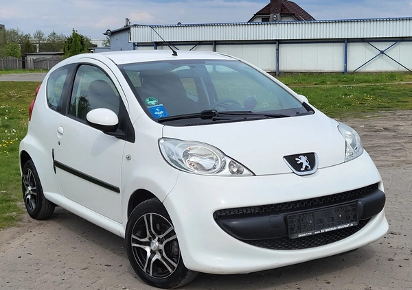 Peugeot 107 cena 7900 przebieg: 120000, rok produkcji 2008 z Terespol małe 211